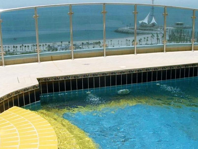 Готель Le Royal Corniche Salmiya Екстер'єр фото