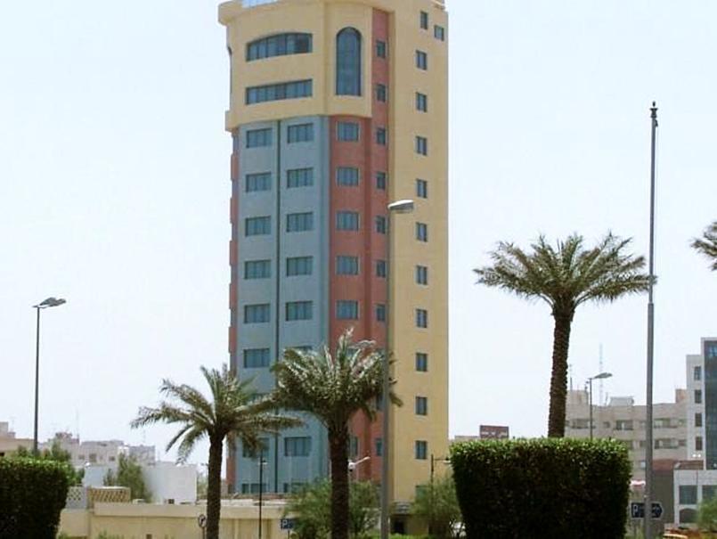 Готель Le Royal Corniche Salmiya Екстер'єр фото